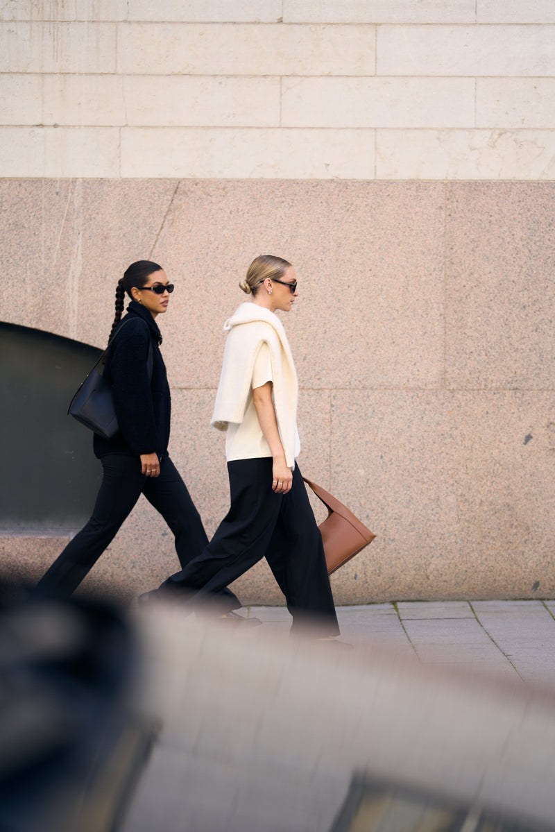 Urban Ease, Asana Sophistication