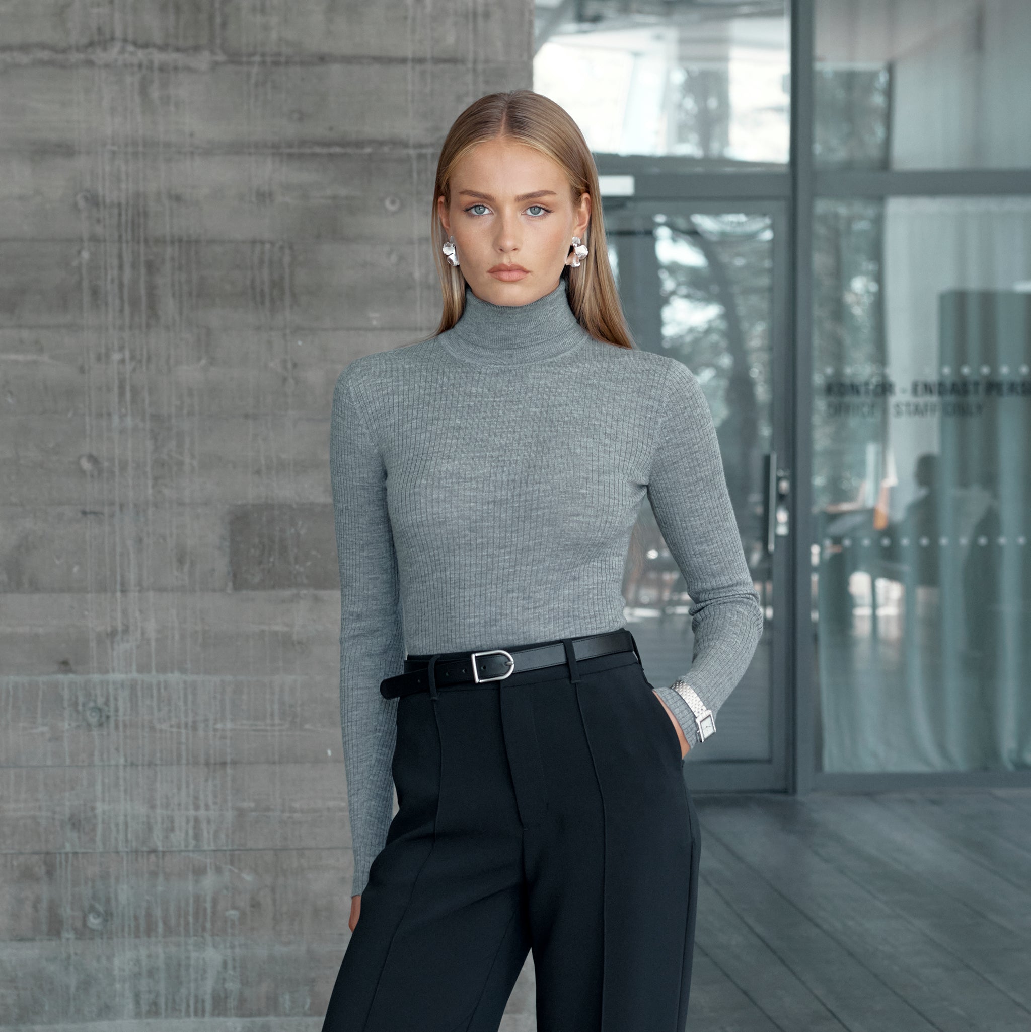 Merinowolle gerippter Rollkragenpullover – Ninepine