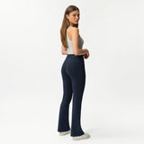 Asana Leggings mit ausgestelltem Bein