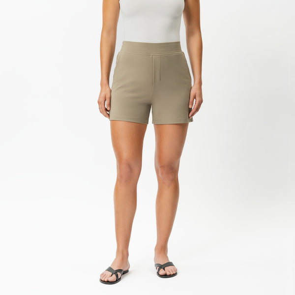 Light Ponte Shorts | Ninepine