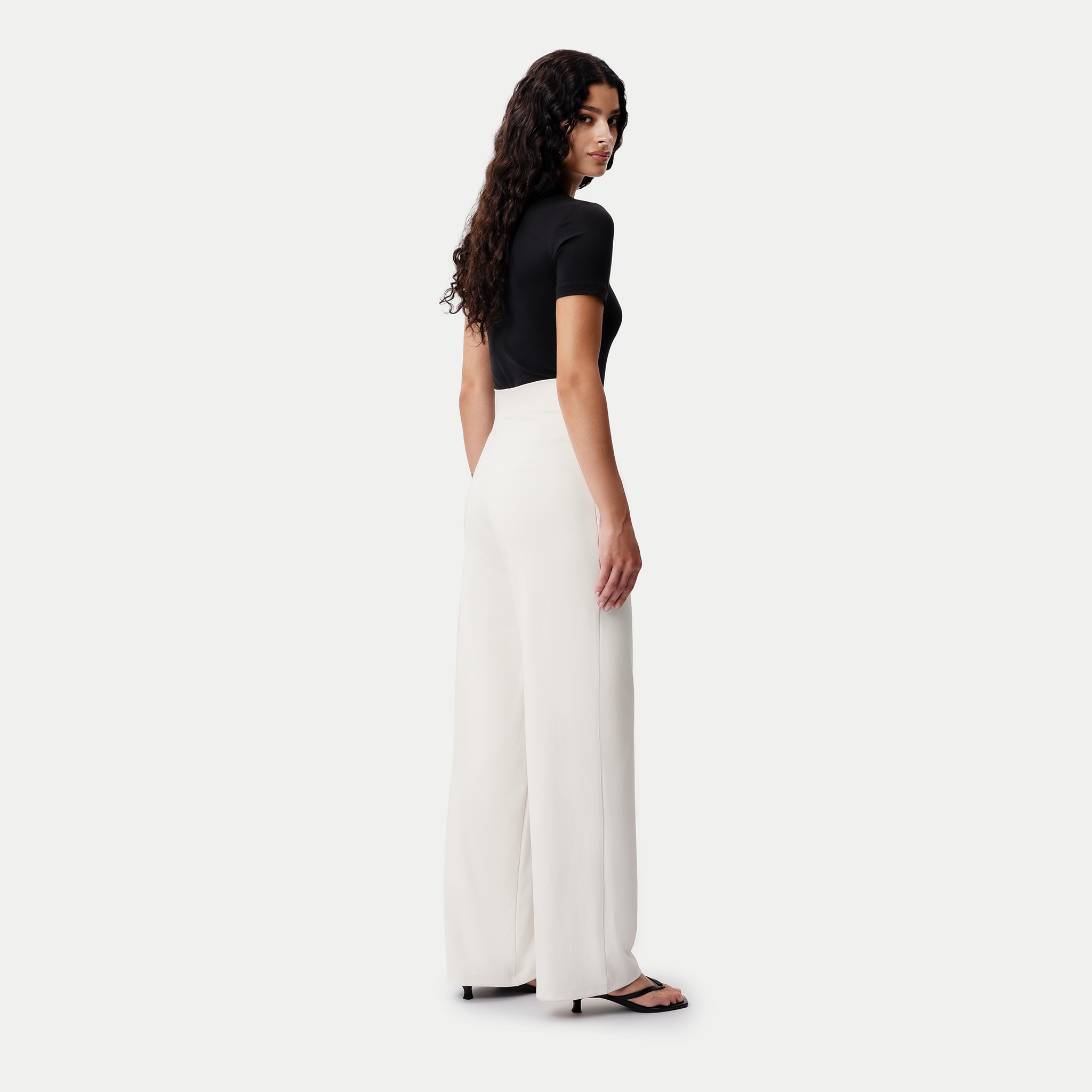 Asana Relaxed Straight Pant - Ninepine