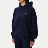Entspannter Serif-Hoodie