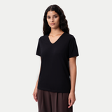 Fitted V-neck Pima T-shirt