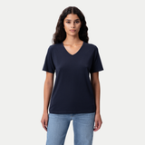 Figurbetontes Pima-T-Shirt mit V-Ausschnitt