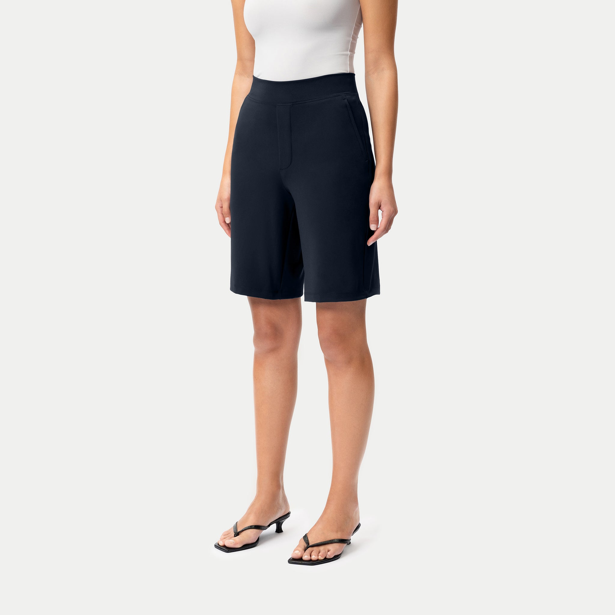 Asana Shorts – Ninepine