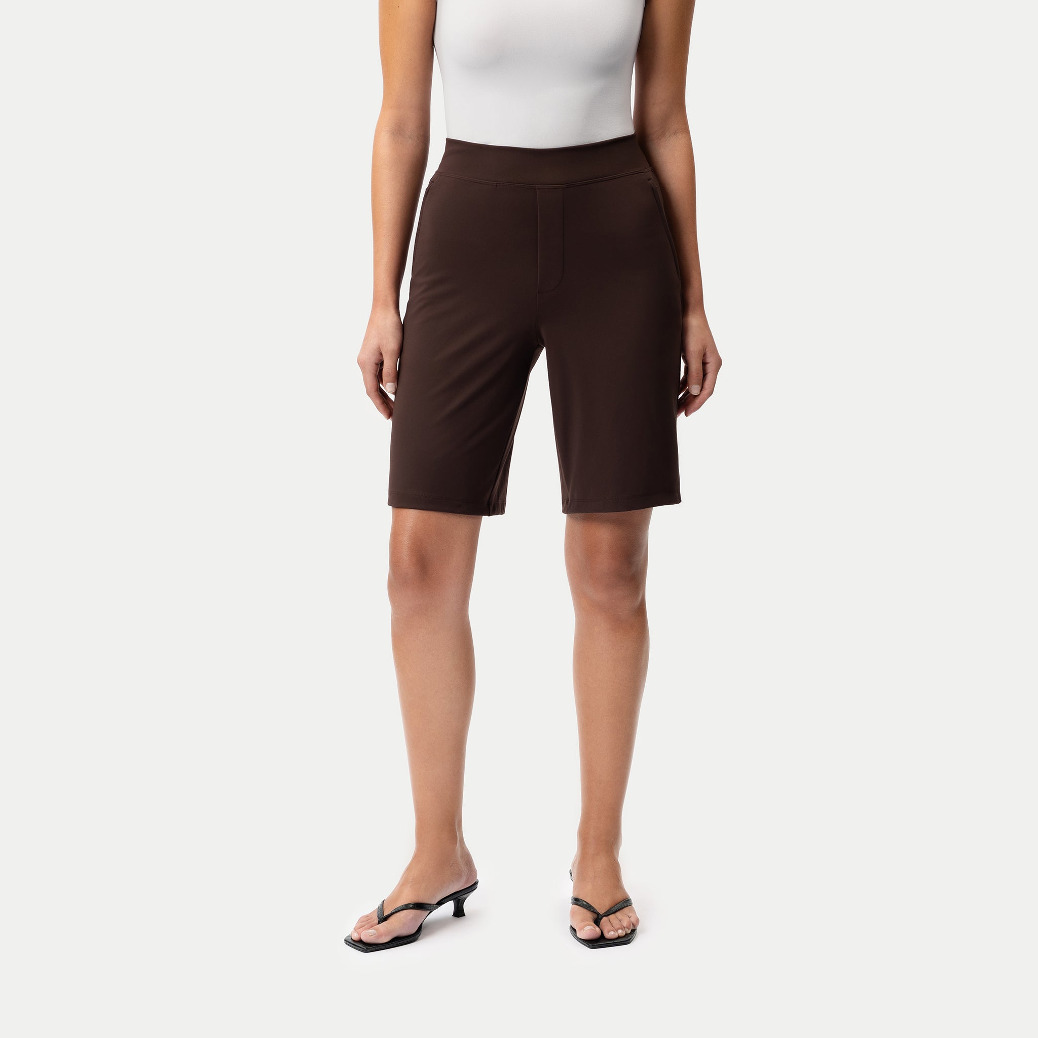 Asana Shorts - Ninepine