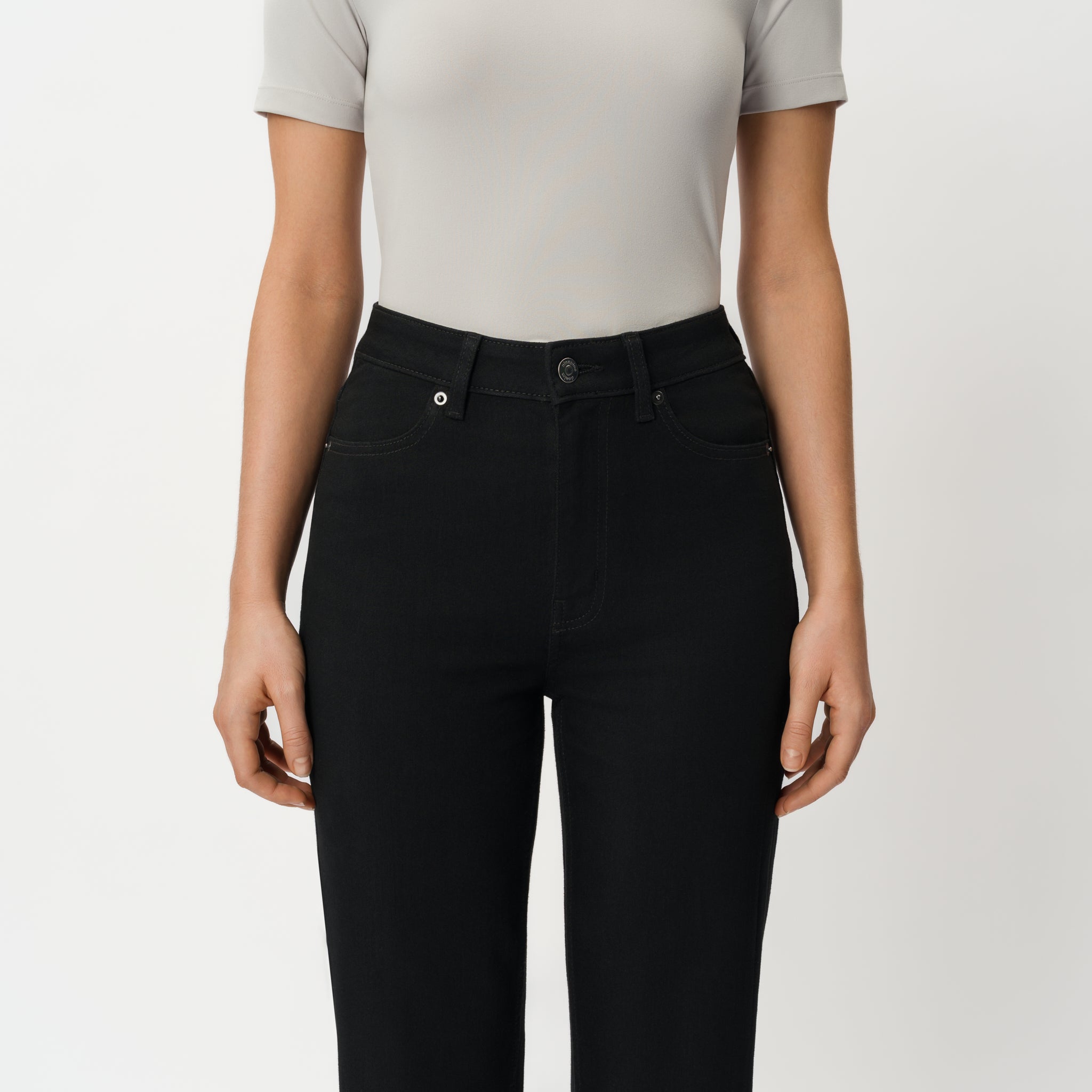 Klassische Straight ComfortDenim™ Jeans – Ninepine