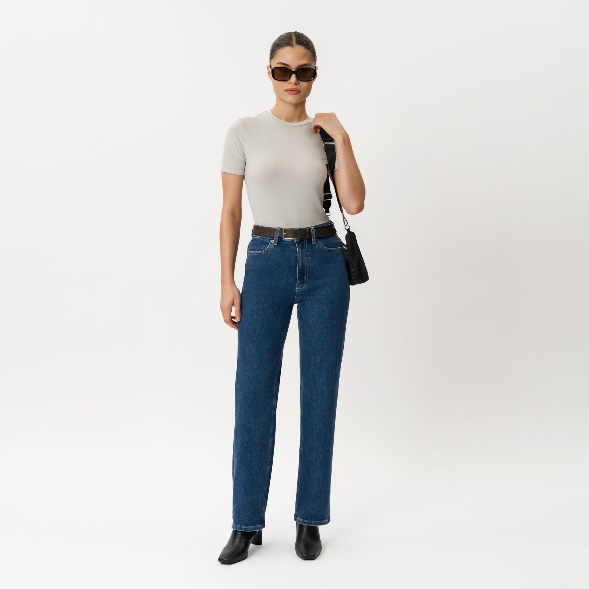 Klassische Straight ComfortDenim™ Jeans – Ninepine