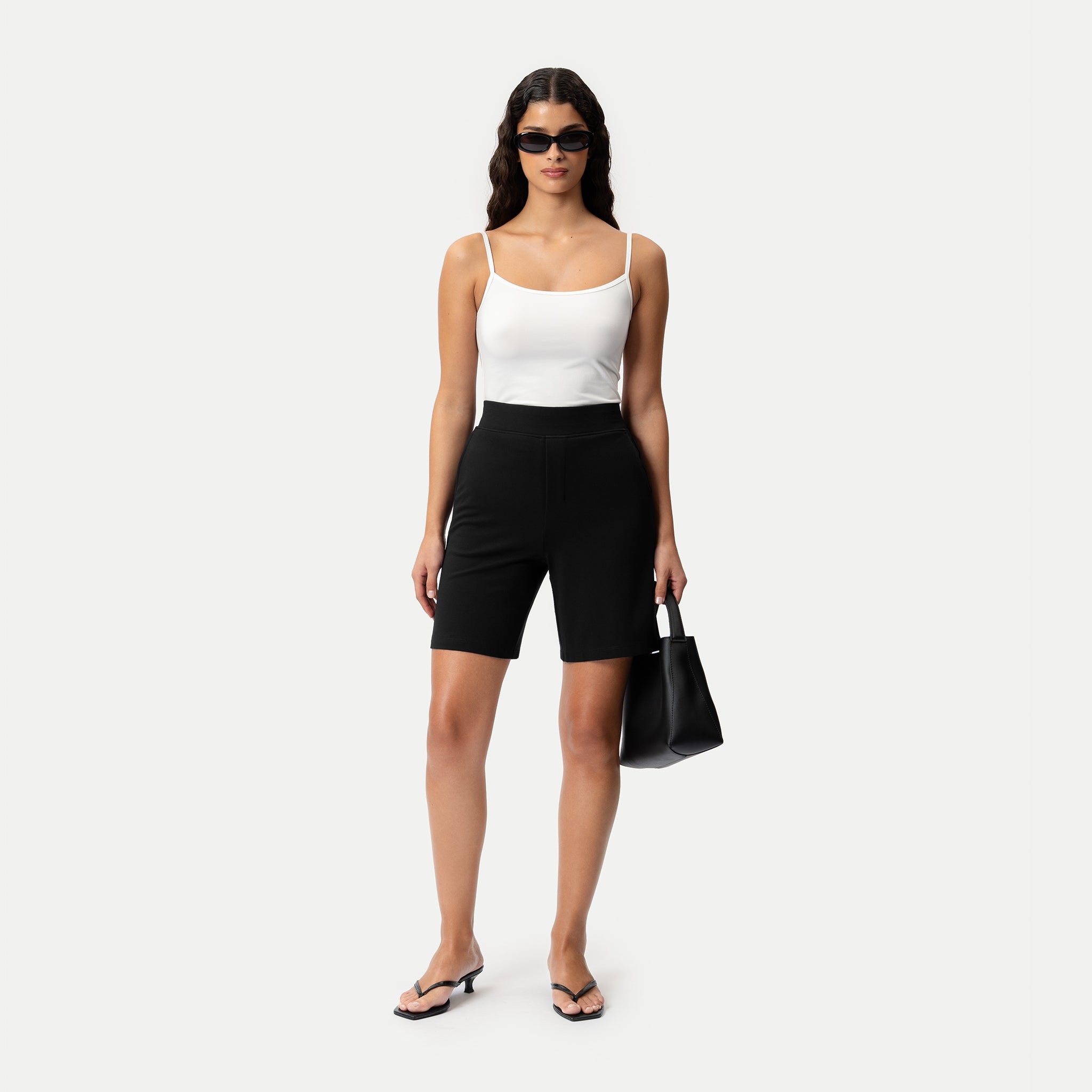 Leichte Ponte-Shorts – Ninepine