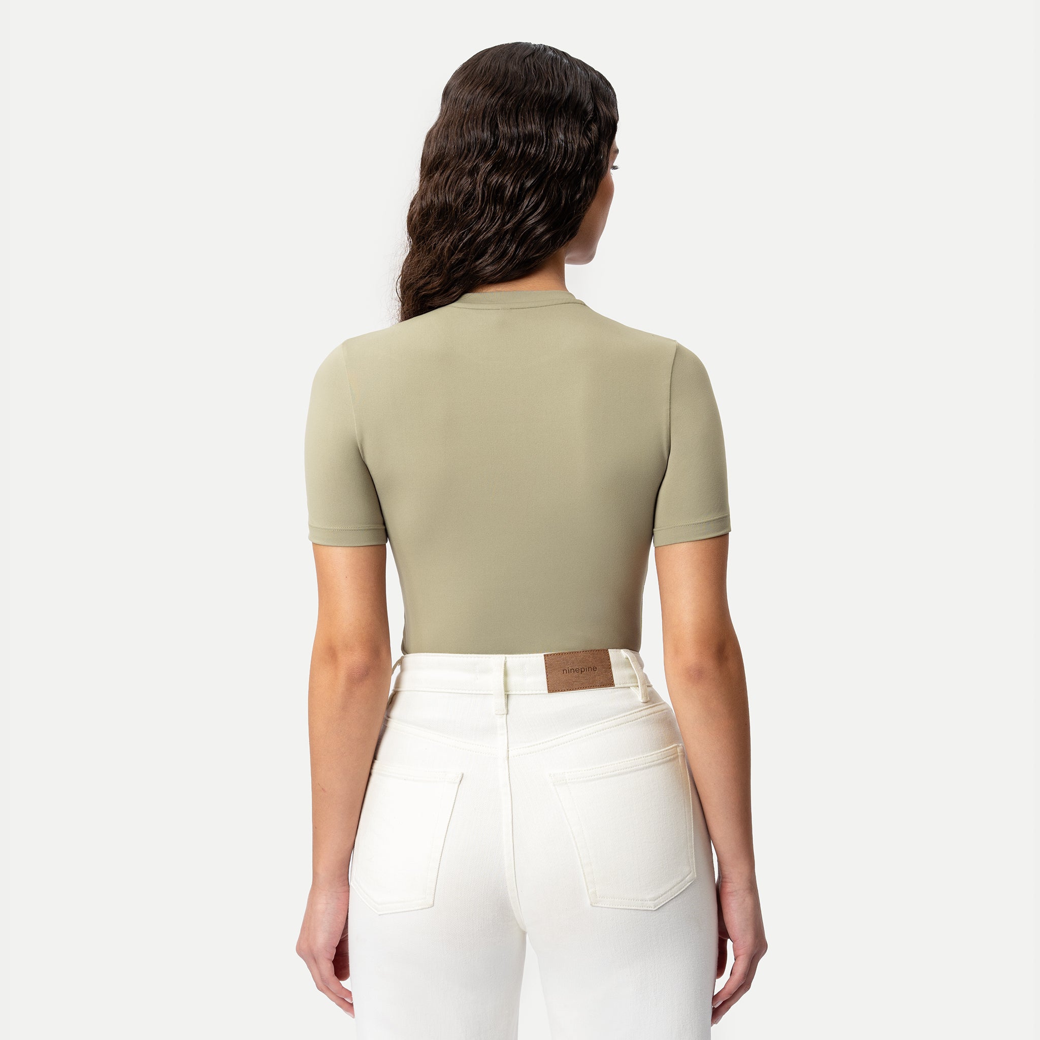 Weiches T-Shirt – Ninepine