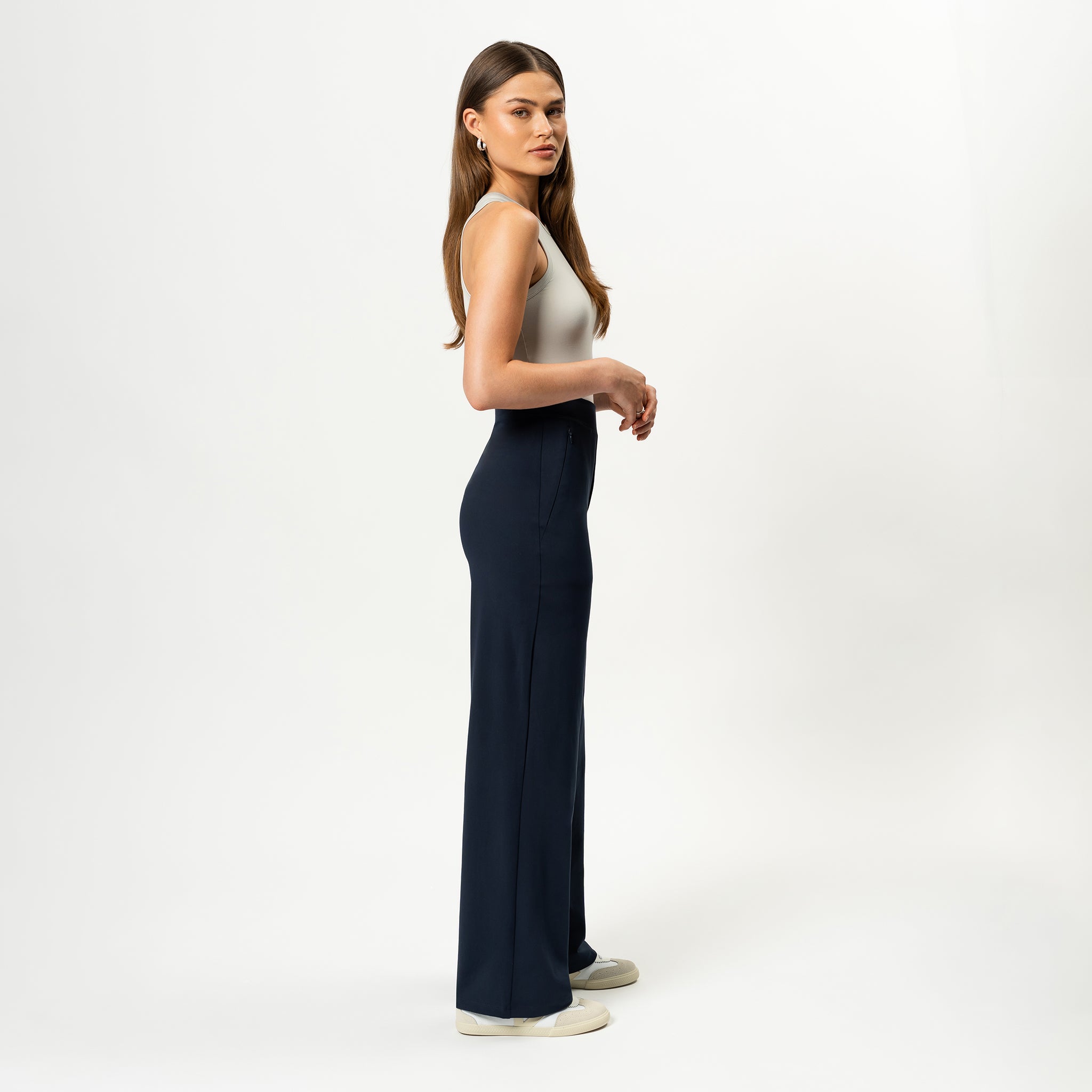 Asana Relaxed Straight Pant – Ninepine