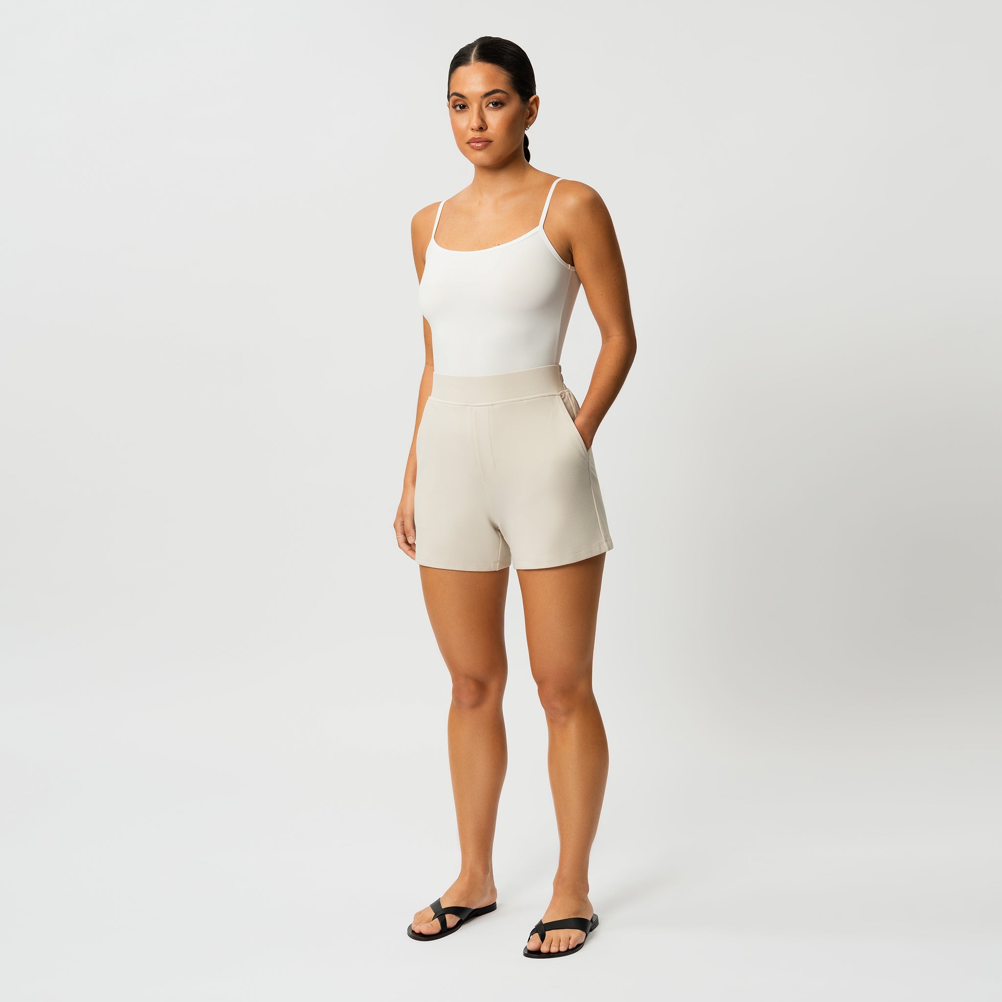 Leichte Ponte-Shorts – Ninepine