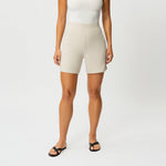 Leichte Ponte-Shorts – Ninepine