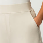 Leichte Ponte-Shorts – Ninepine