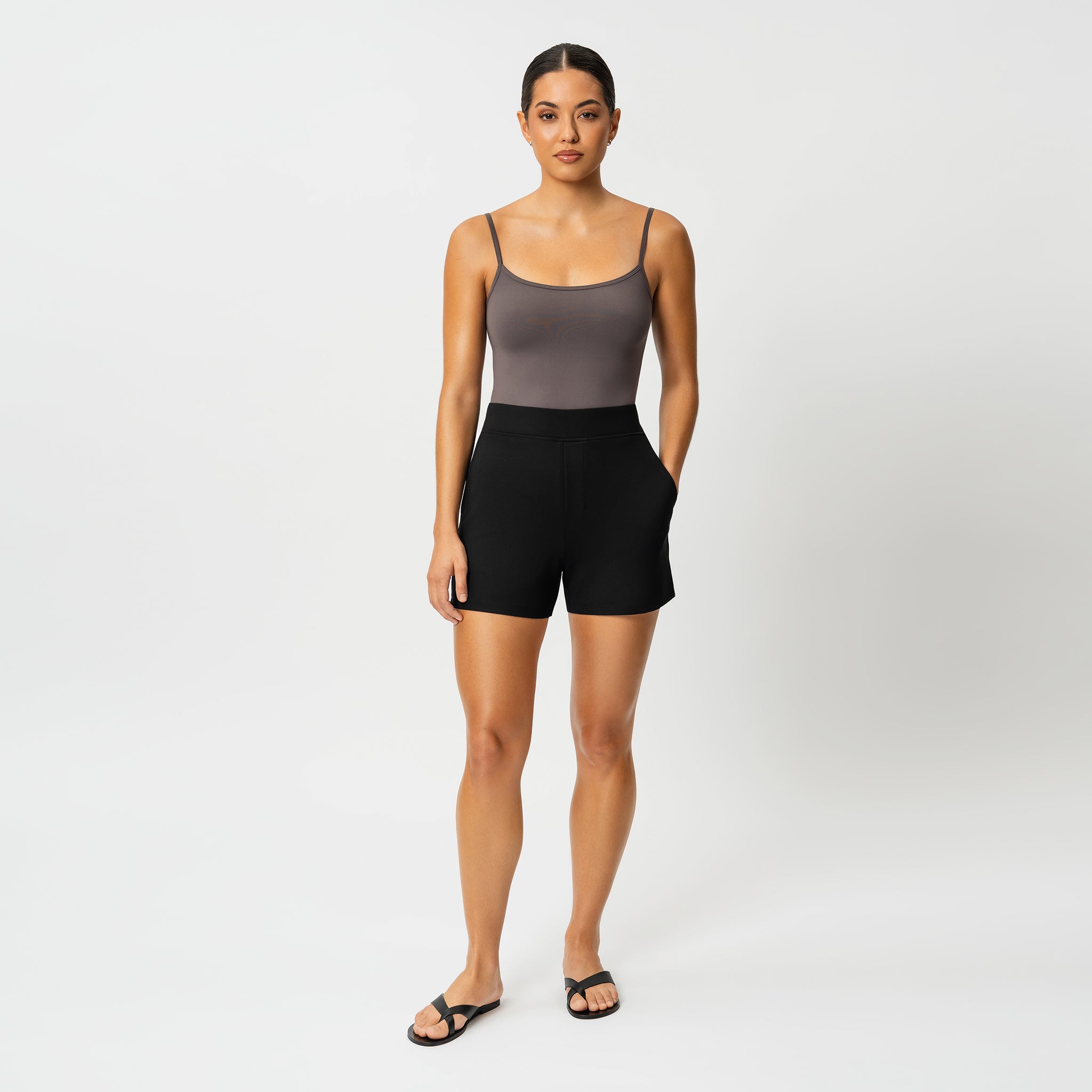Leichte Ponte-Shorts – Ninepine