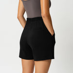 Leichte Ponte-Shorts – Ninepine