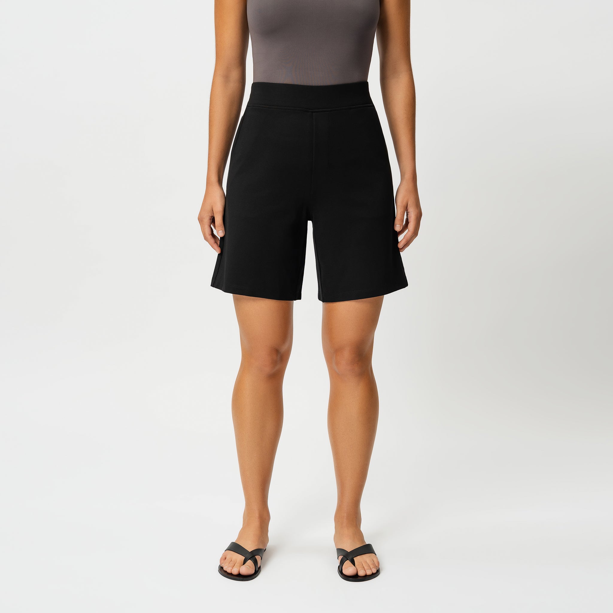 Leichte Ponte-Shorts – Ninepine