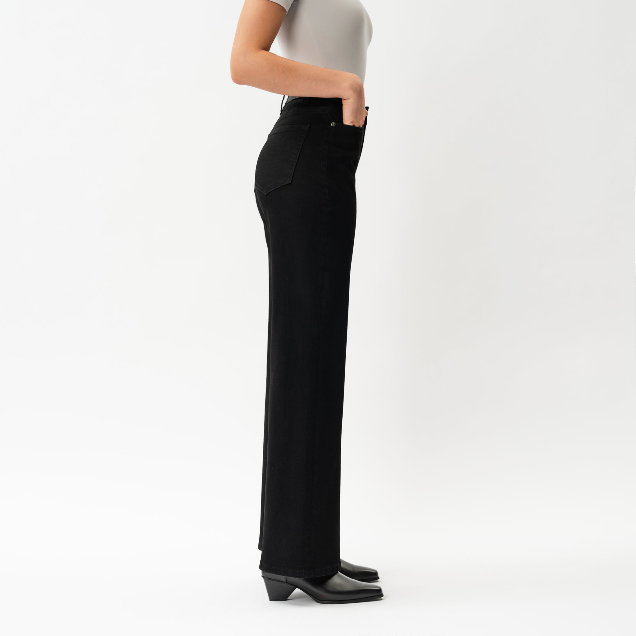 Entspannte ComfortDenim™ Jeans – Ninepine