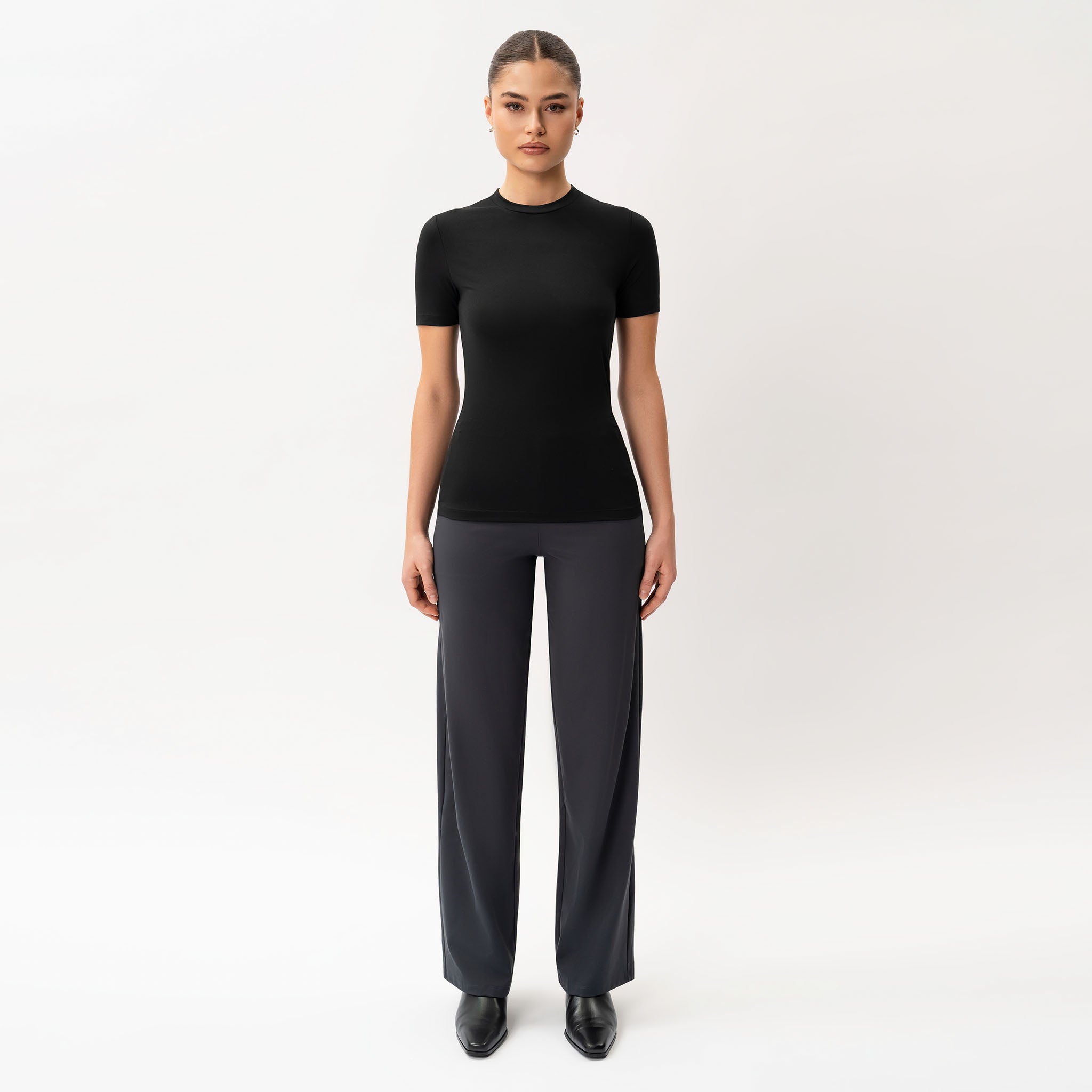 Weiches T-Shirt – Ninepine