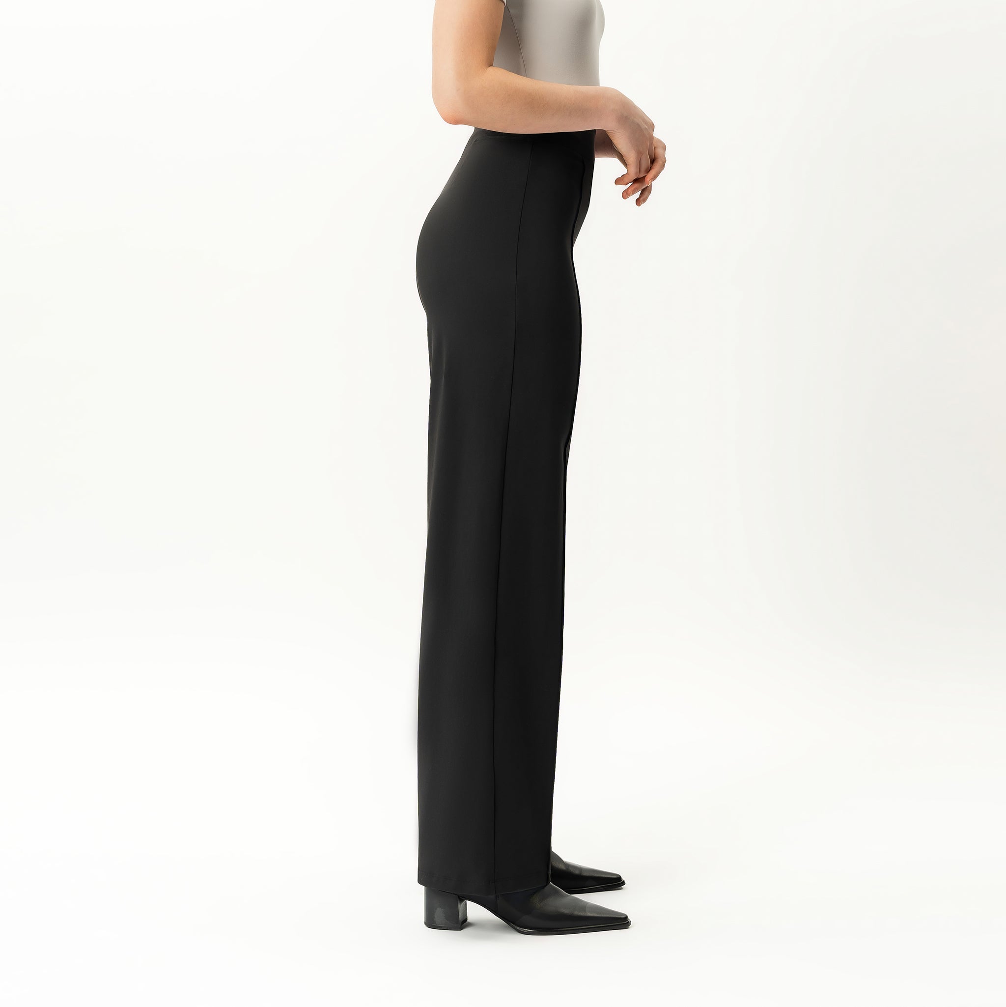 Asana Relaxed Front Crease Pant – Ninepine