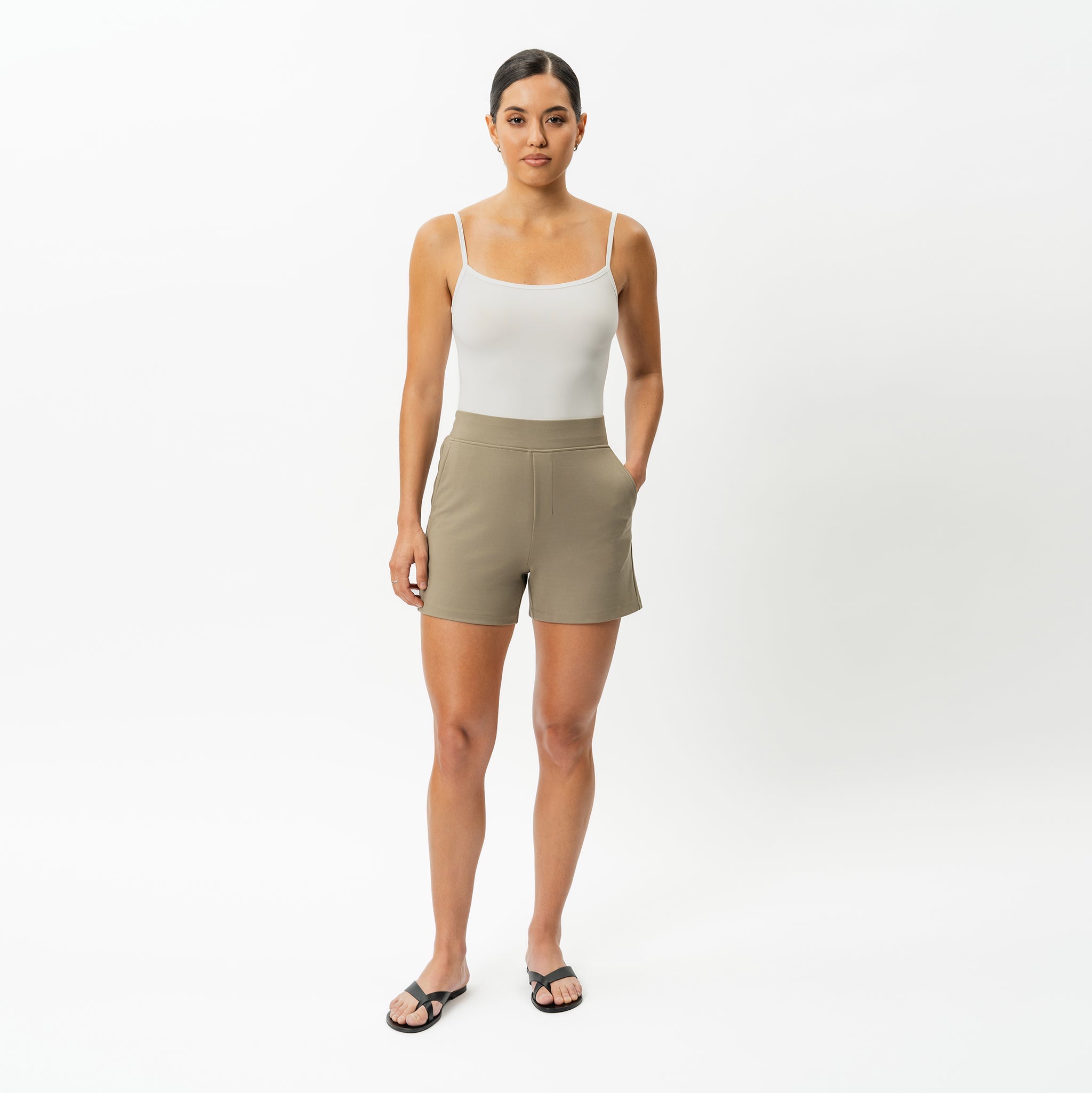 Leichte Ponte-Shorts – Ninepine