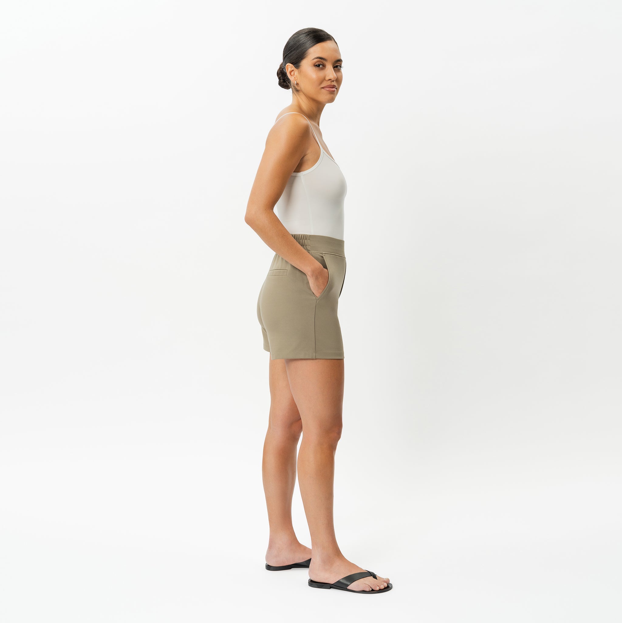 Leichte Ponte-Shorts – Ninepine