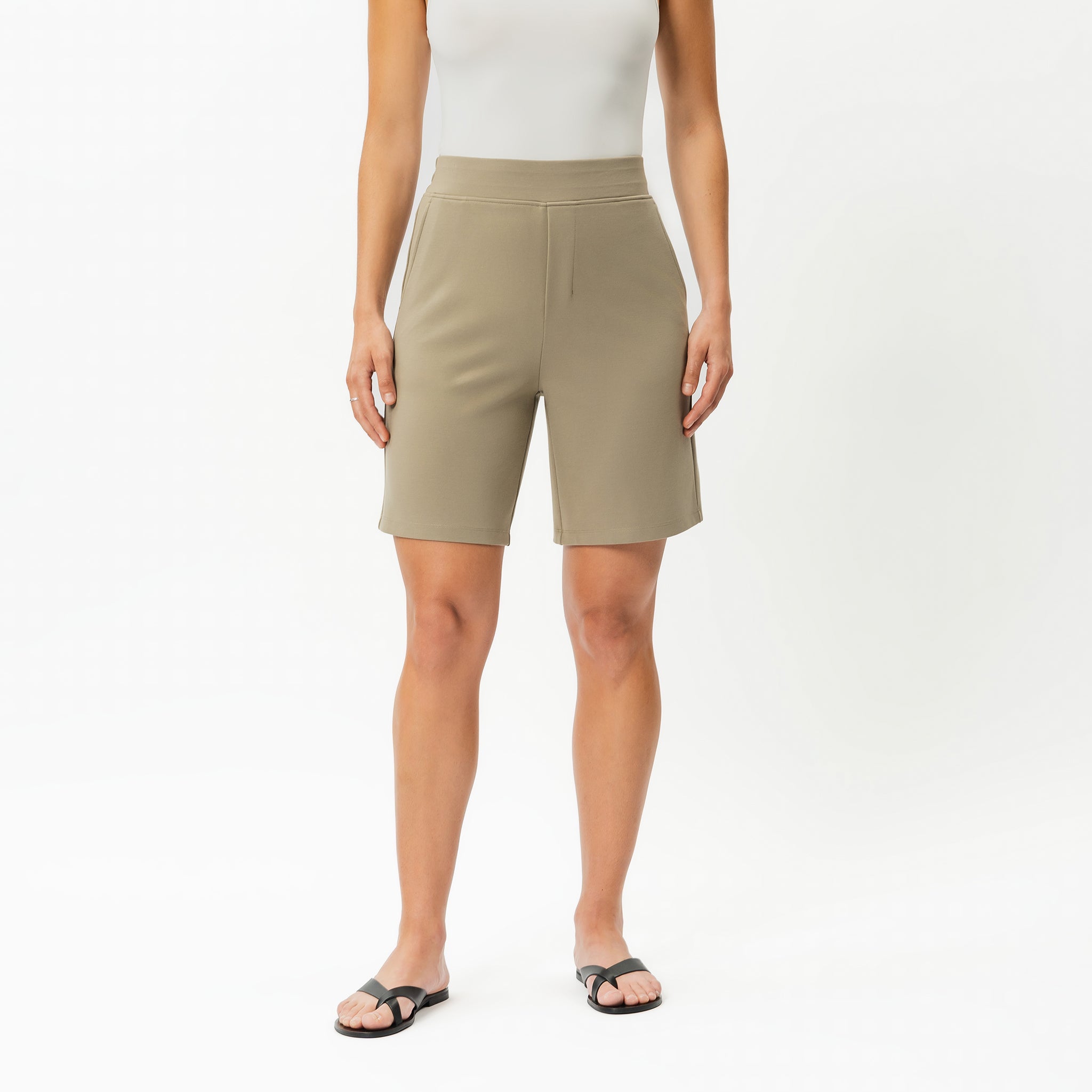Leichte Ponte-Shorts – Ninepine