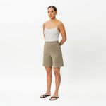 Leichte Ponte-Shorts – Ninepine
