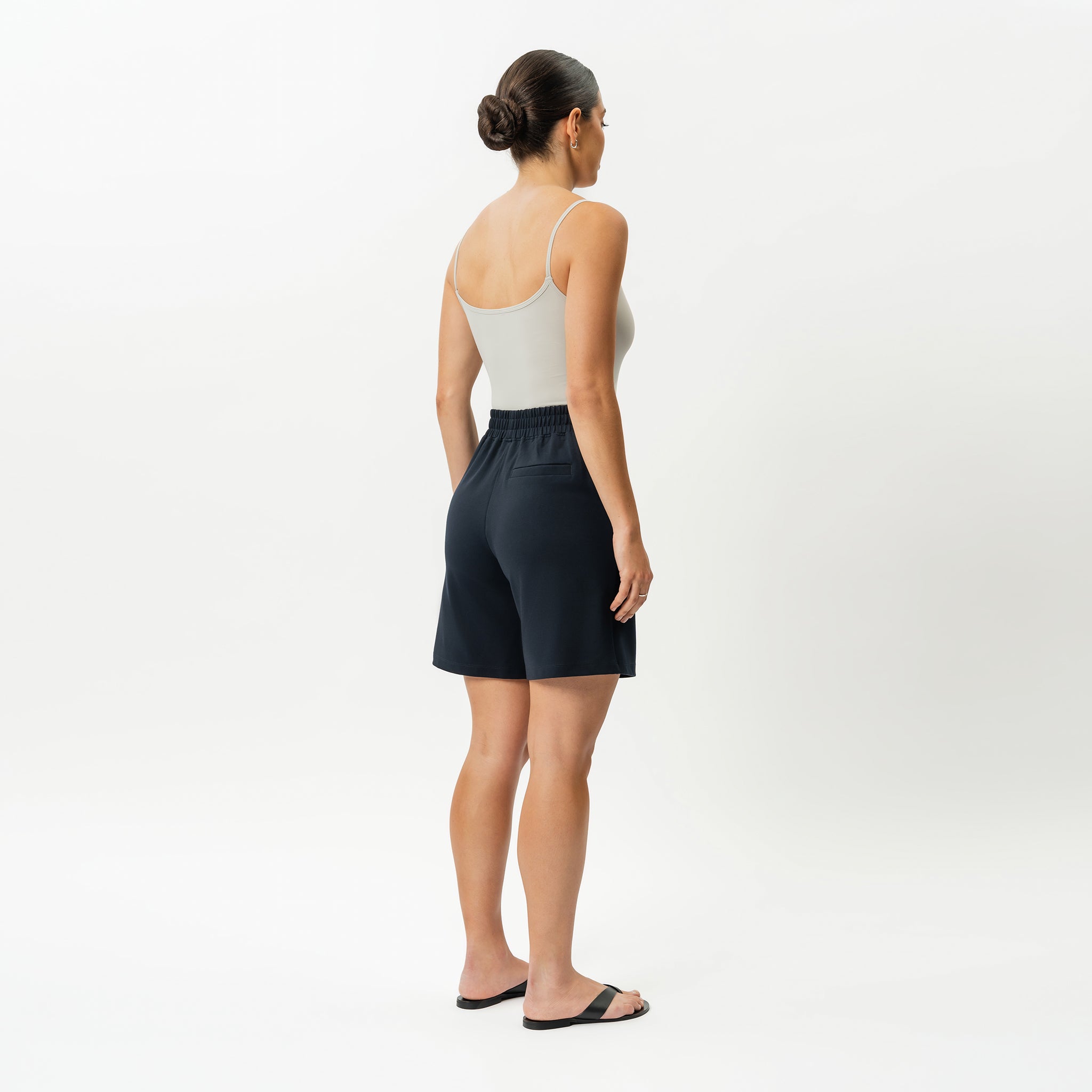 Leichte Ponte-Shorts – Ninepine