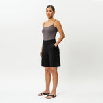 Leichte Ponte-Shorts – Ninepine