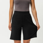 Leichte Ponte-Shorts – Ninepine