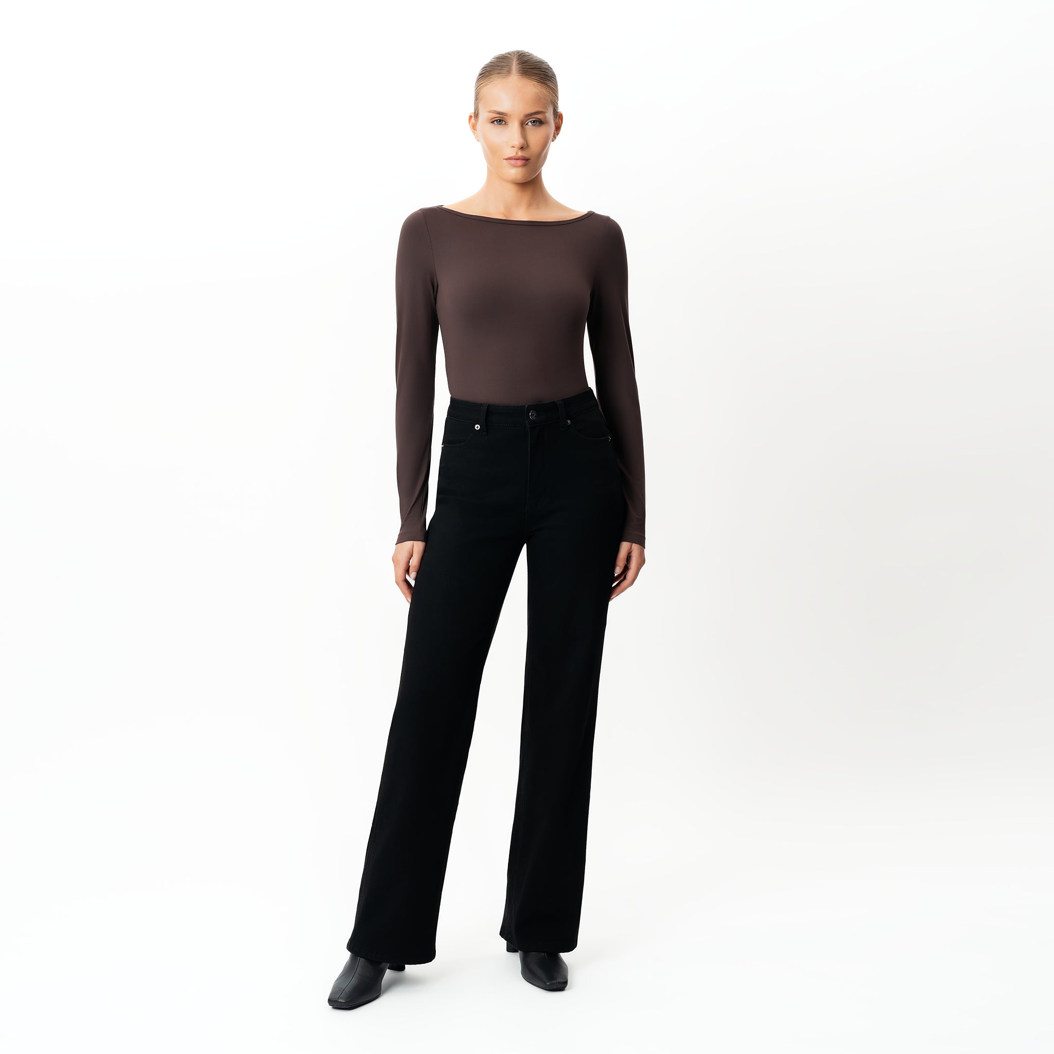 Weiches Langarmshirt mit U-Boot-Ausschnitt – Ninepine