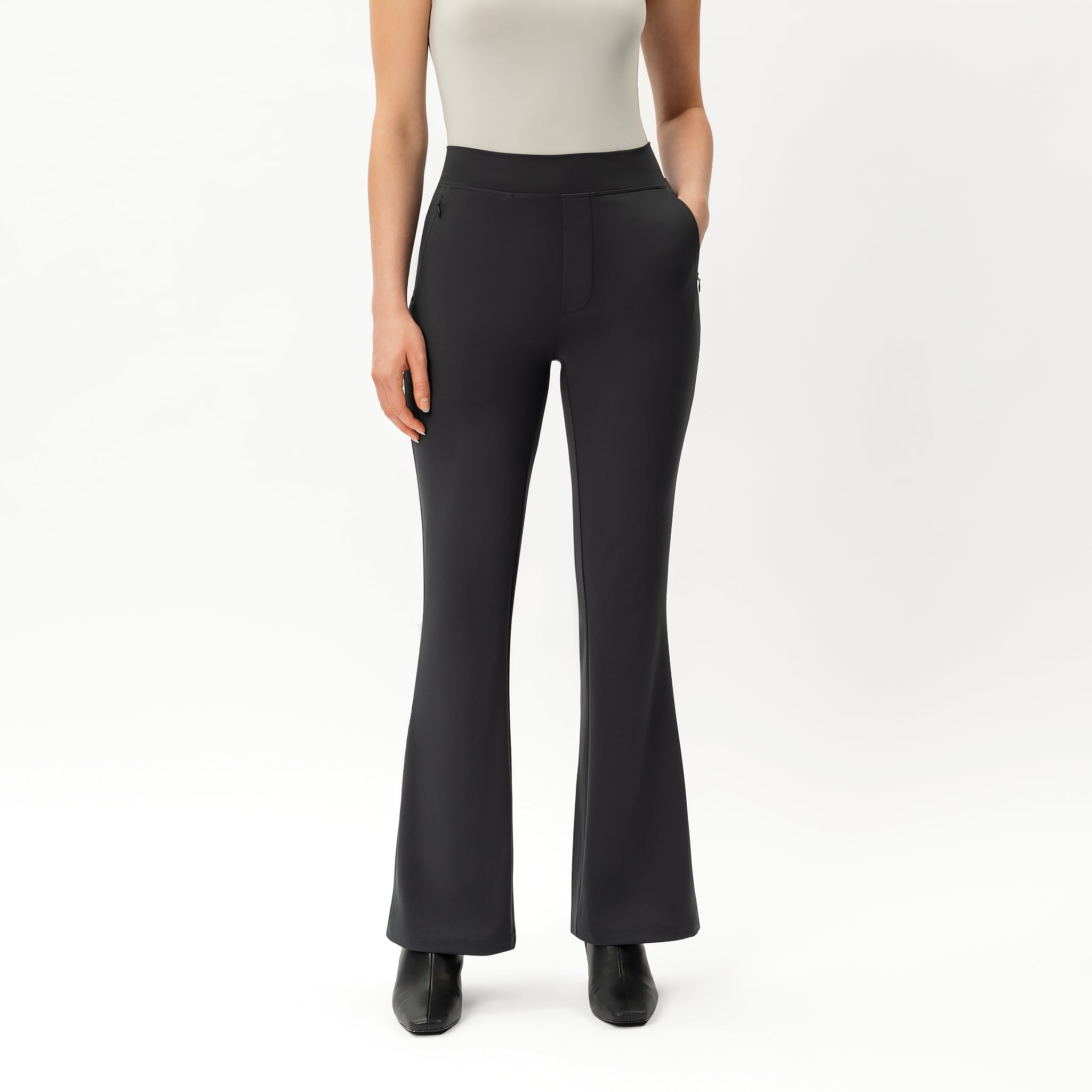 Asana Bootcut-Hose – Ninepine