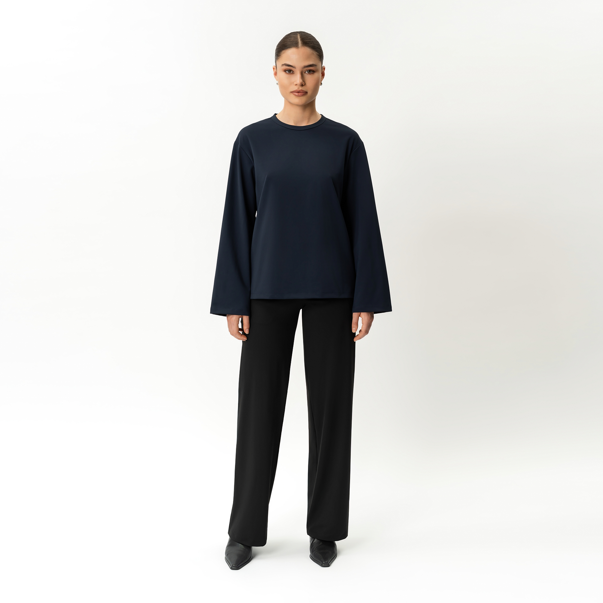 Asana Relaxed Crewneck – Ninepine