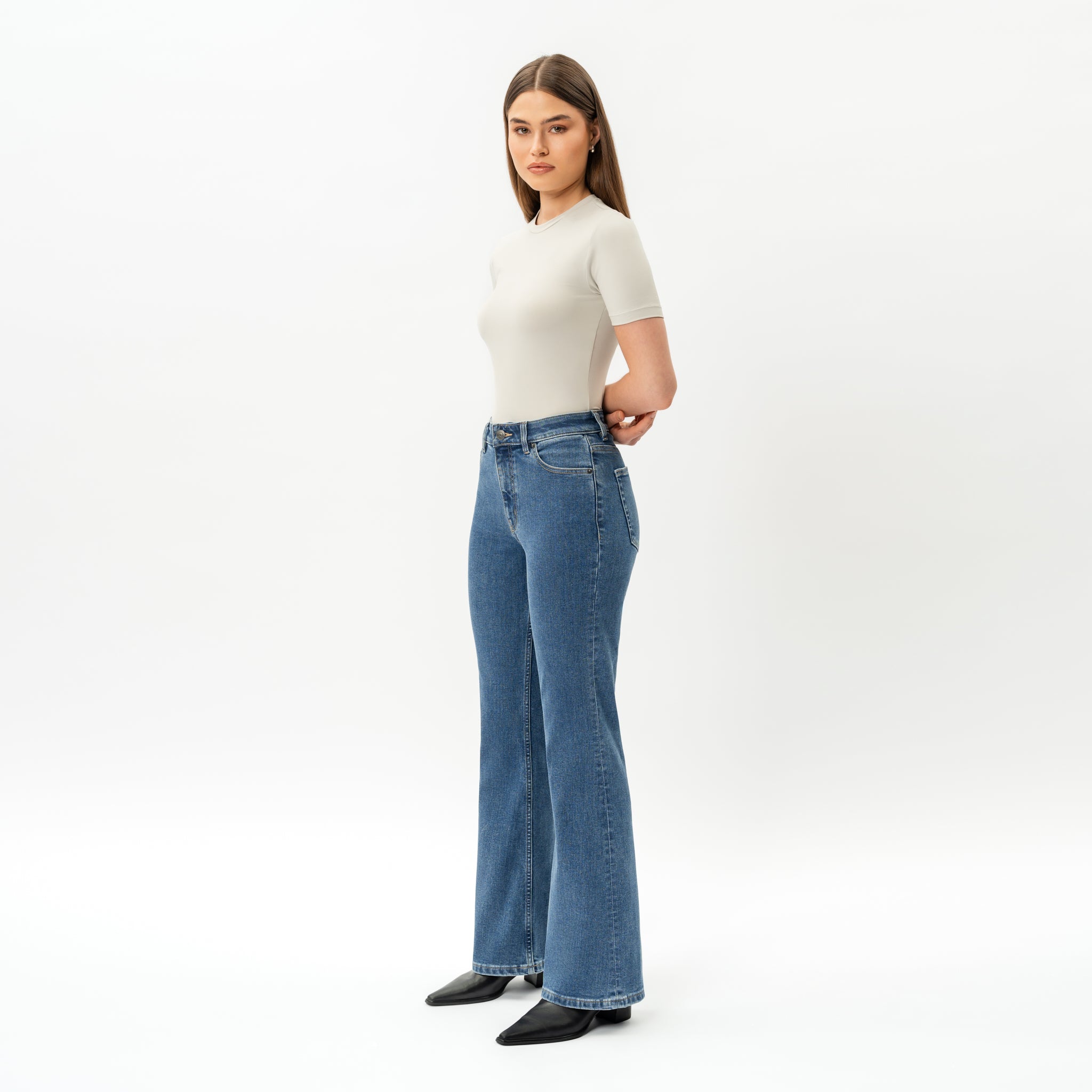 Bootcut ComfortDenim™ Jeans – Ninepine