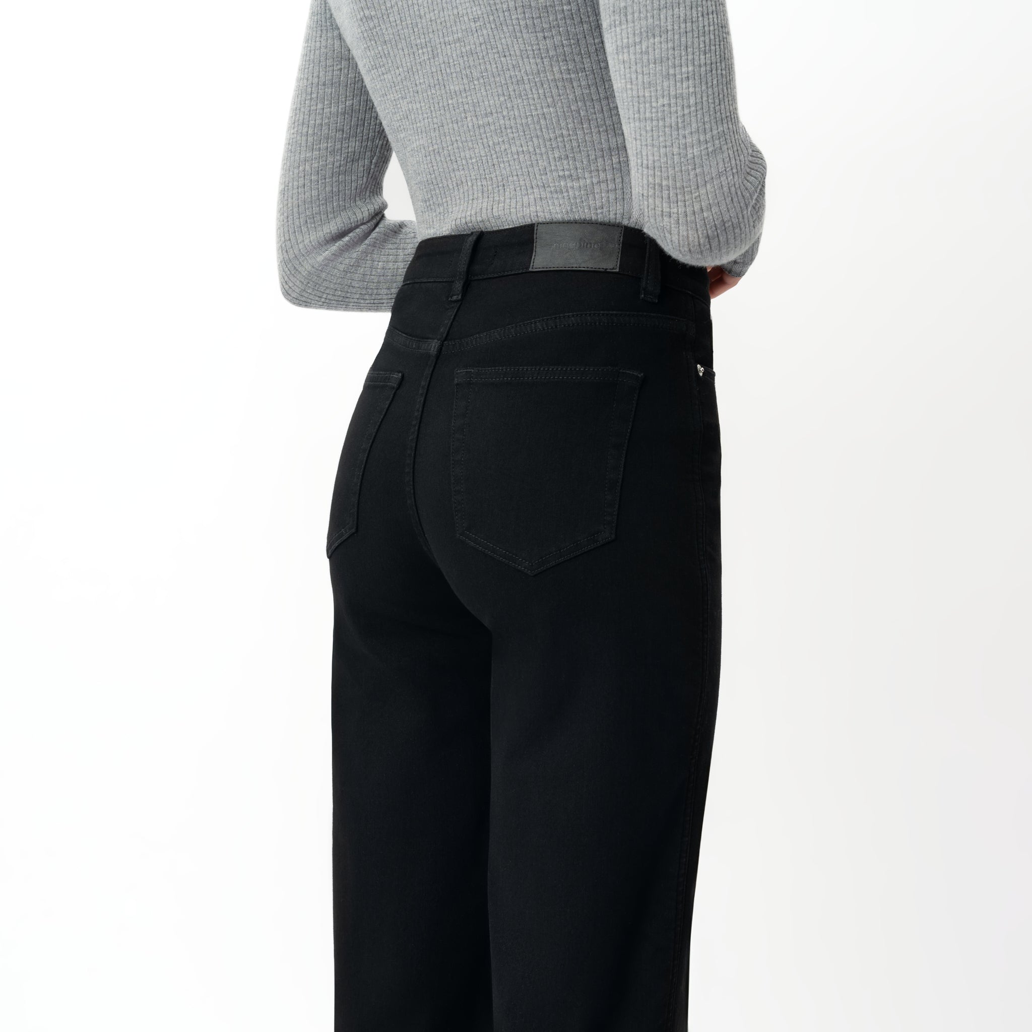 Winter Fleece Denim™ Relaxed Jeans – Ninepine