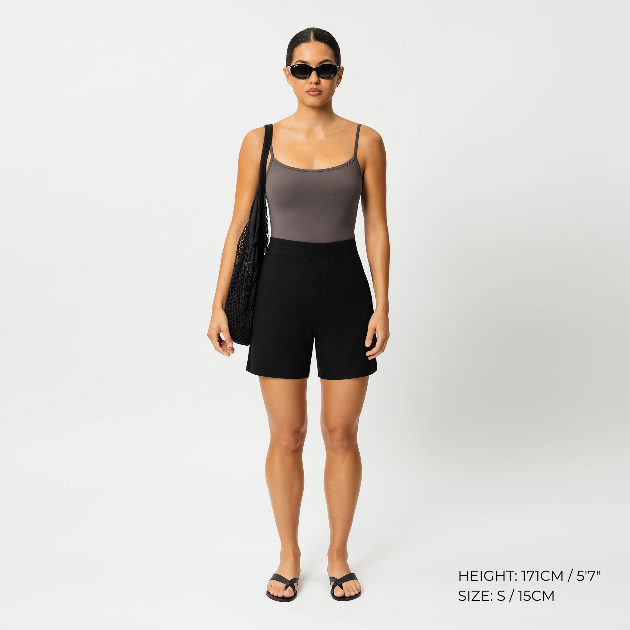 Leichte Ponte-Shorts – Ninepine